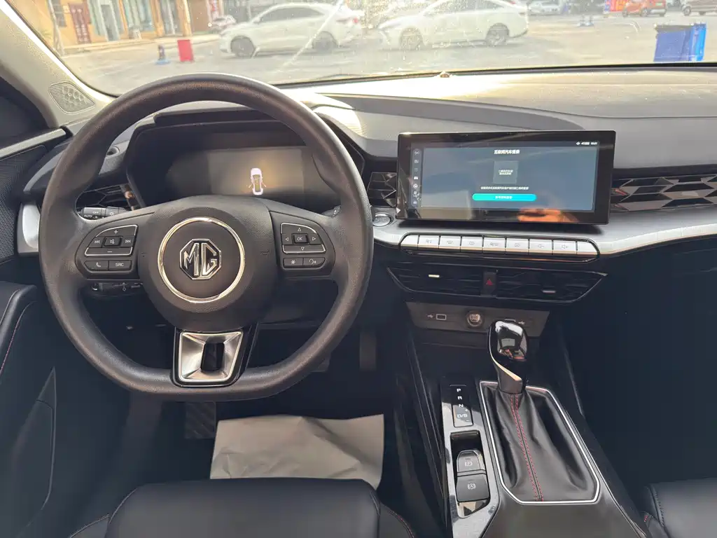 MG MG5 — миниатюра 8