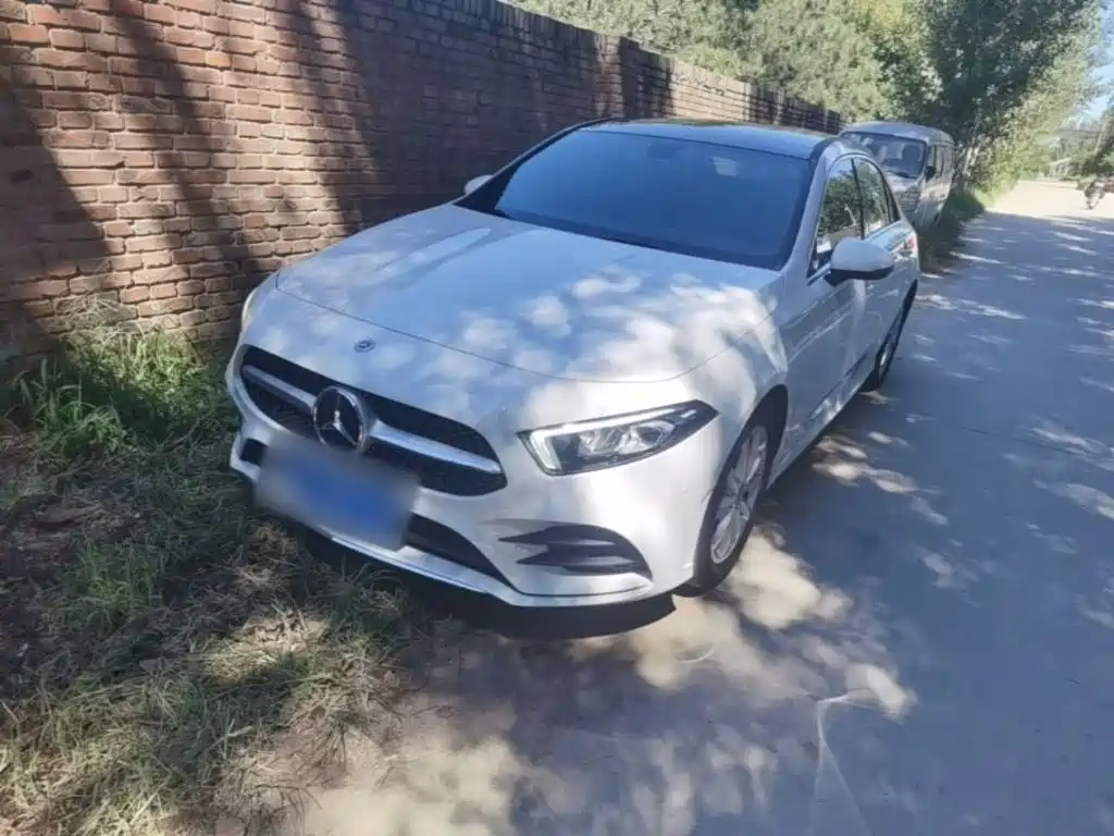 Mercedes-Benz A-Class — миниатюра 2