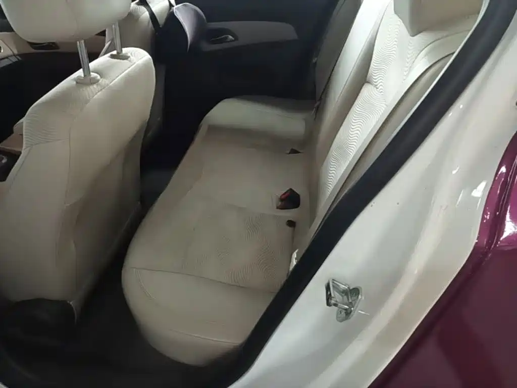 Chevrolet Cruze — миниатюра 17