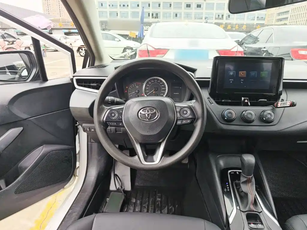 Toyota Corolla — миниатюра 11