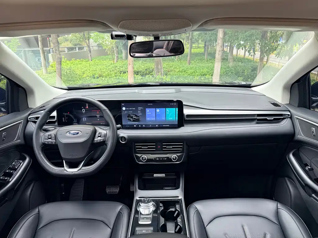 Ford Edge — миниатюра 12