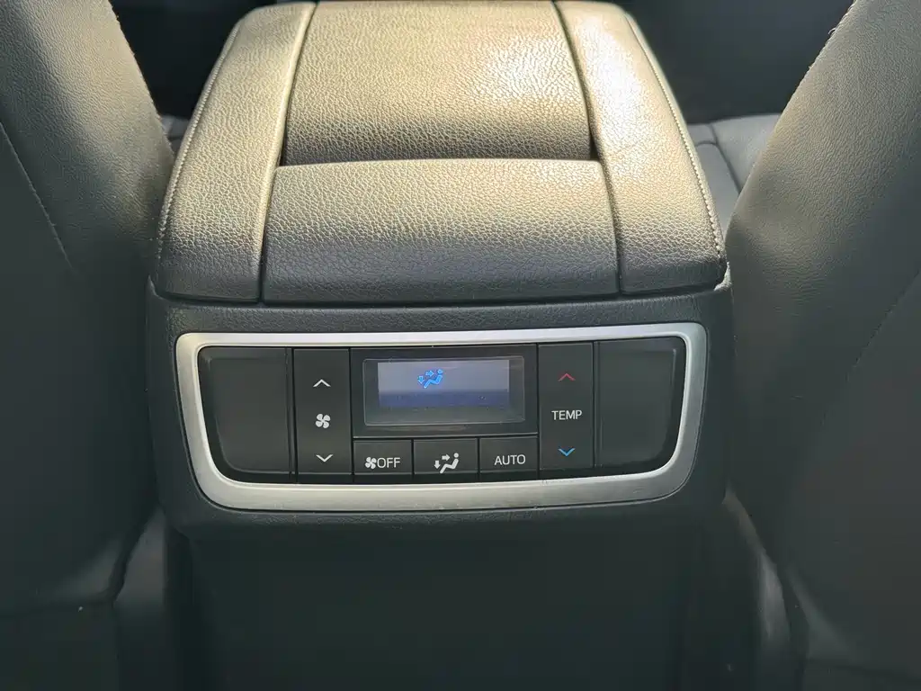 Toyota Highlander — фотографии объявления, Фото 21