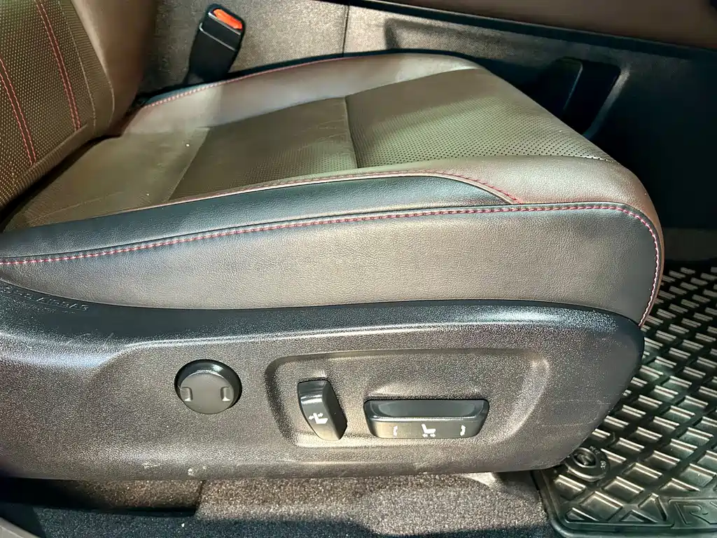 Lexus RX — миниатюра 36