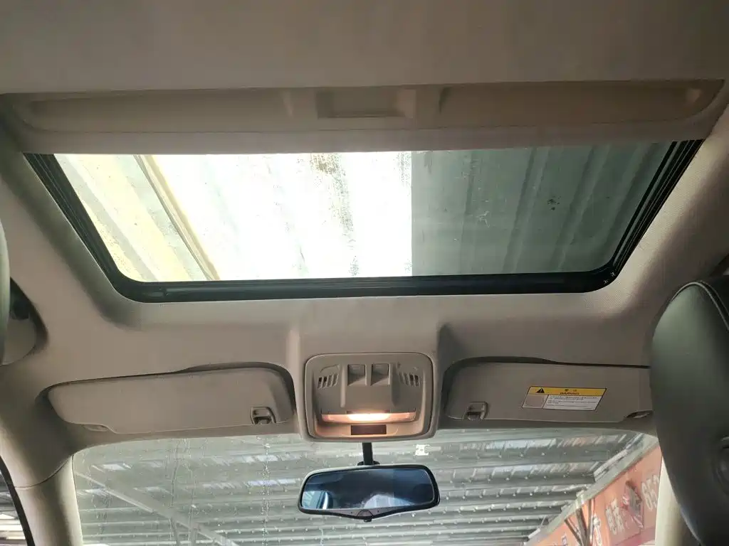 Buick Verano — миниатюра 18