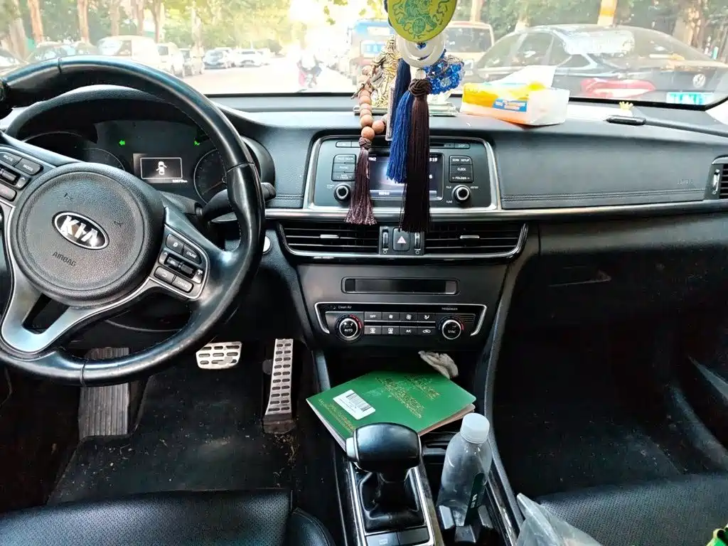 Kia K5 — миниатюра 10