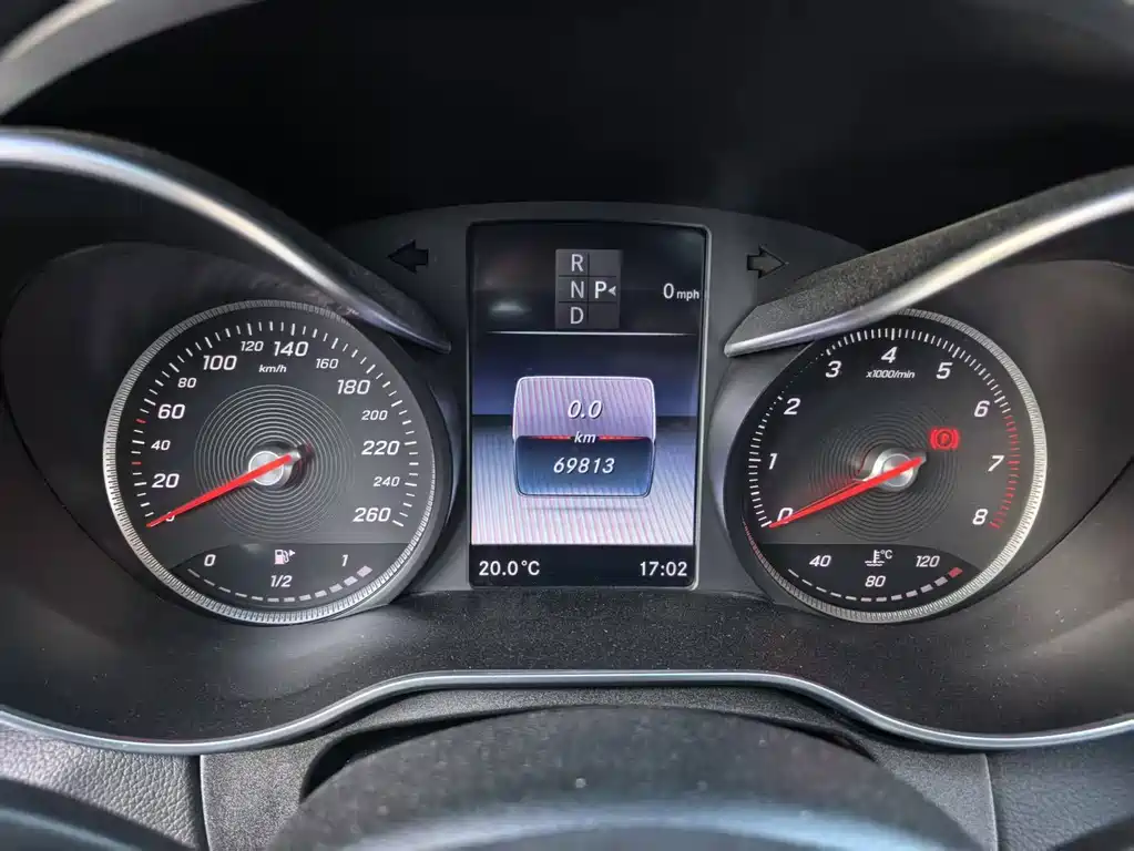 Mercedes-Benz C-Class — миниатюра 13