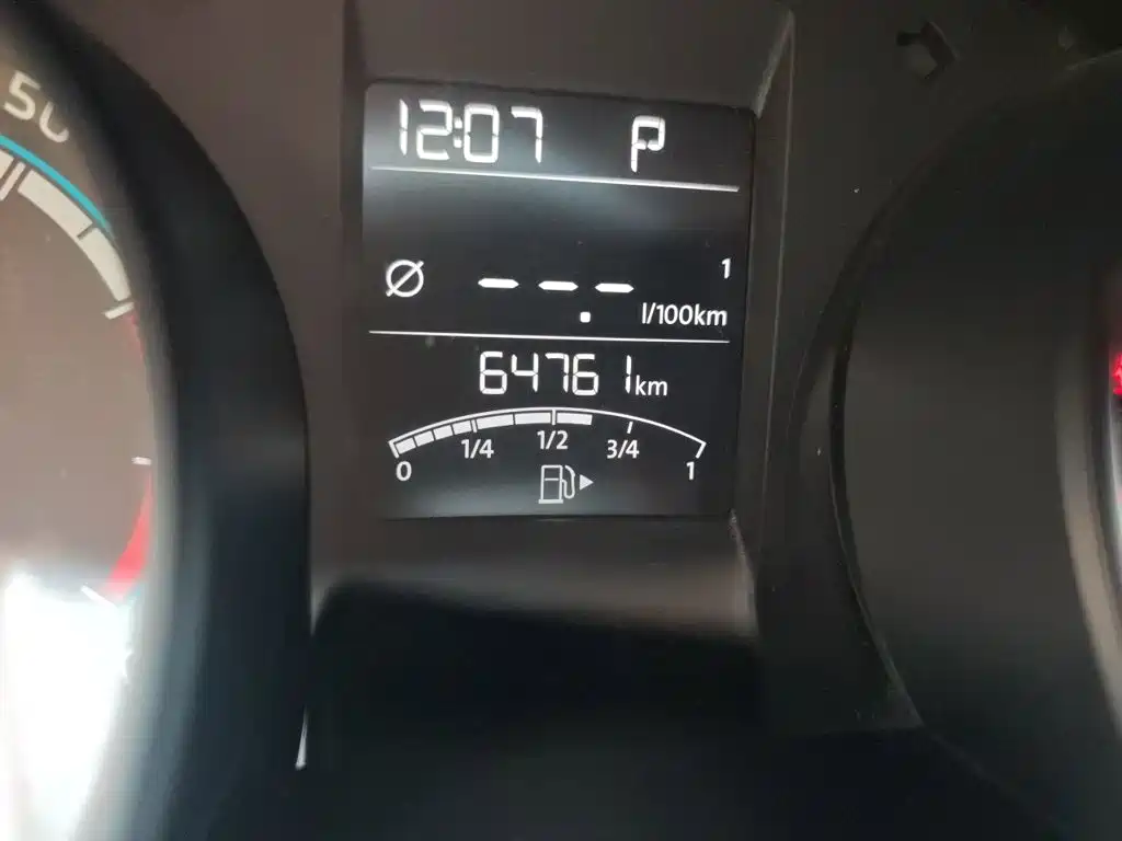 Skoda Rapid — миниатюра 5
