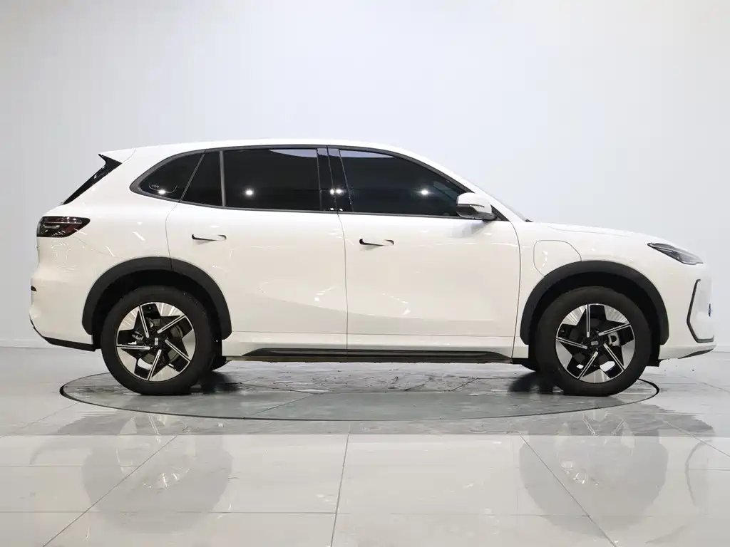 GEELY GALAXY GALAXY E5