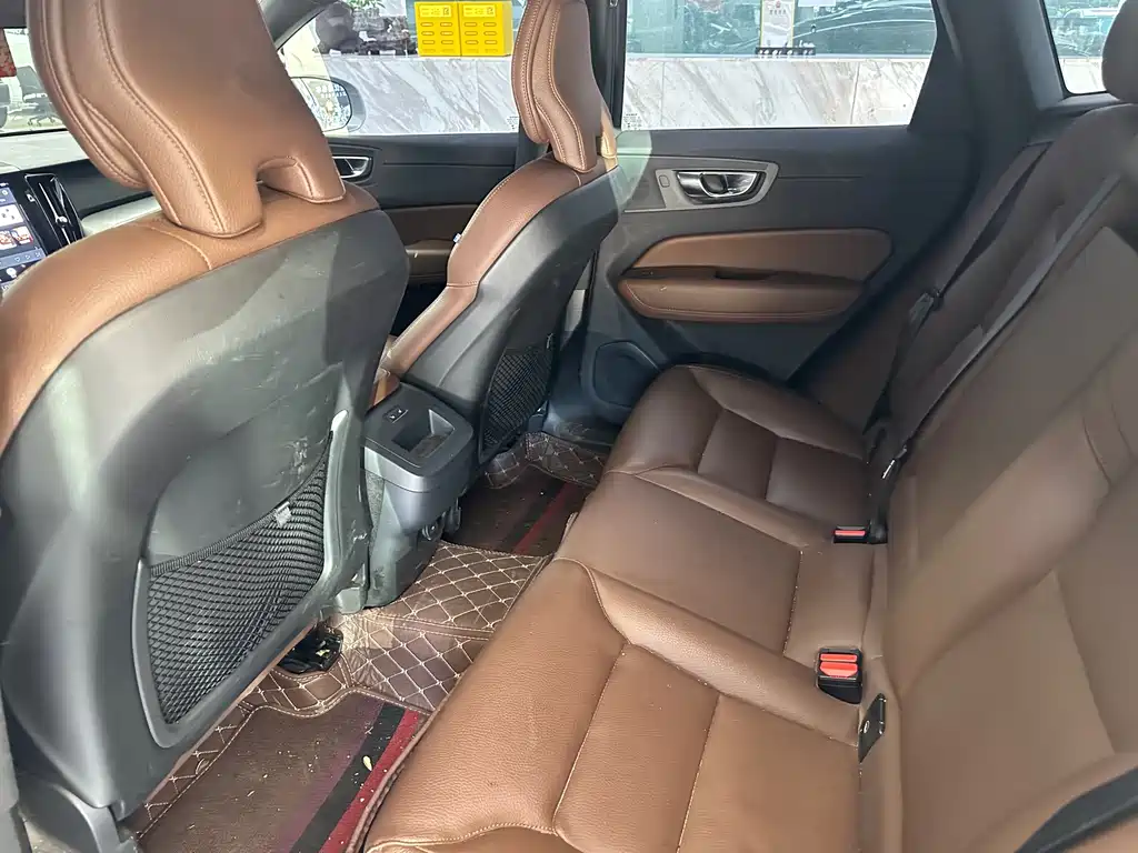Volvo XC60 — миниатюра 13