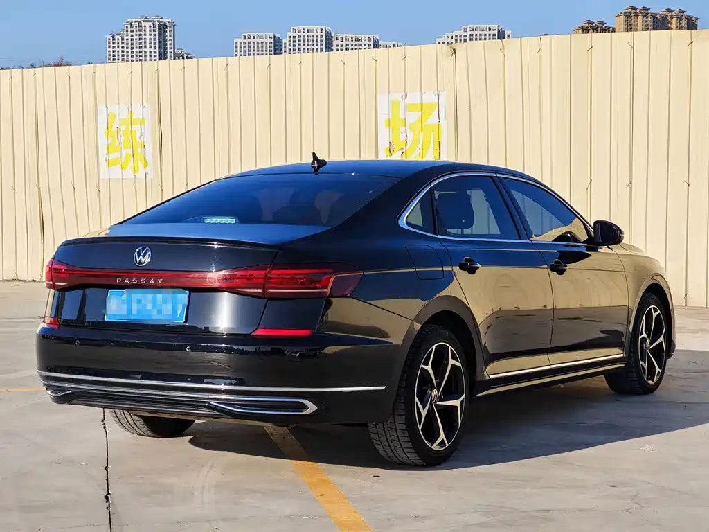 Volkswagen Passat — миниатюра 6