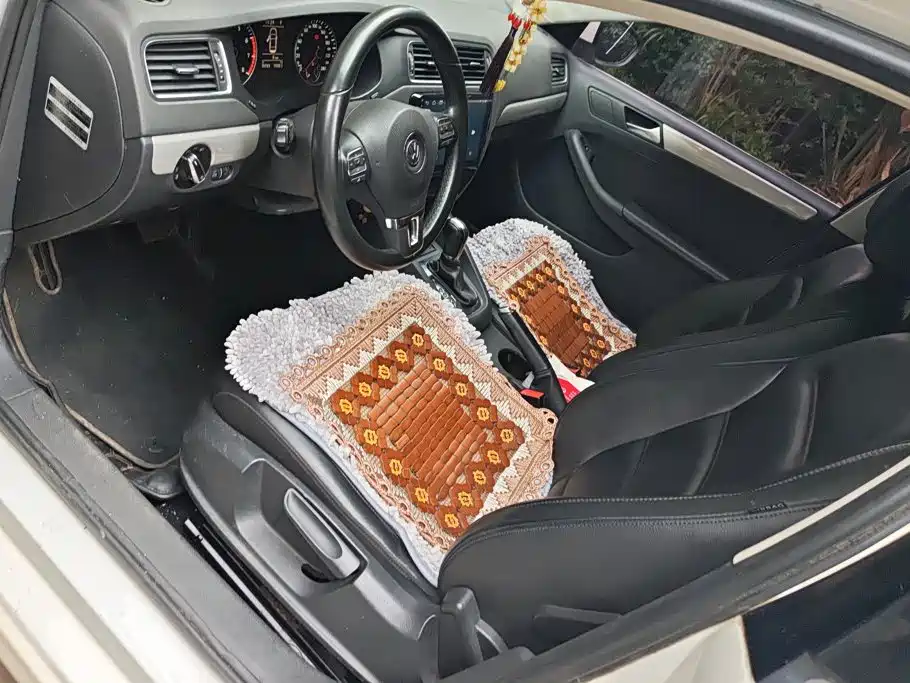Volkswagen Sagitar — миниатюра 9