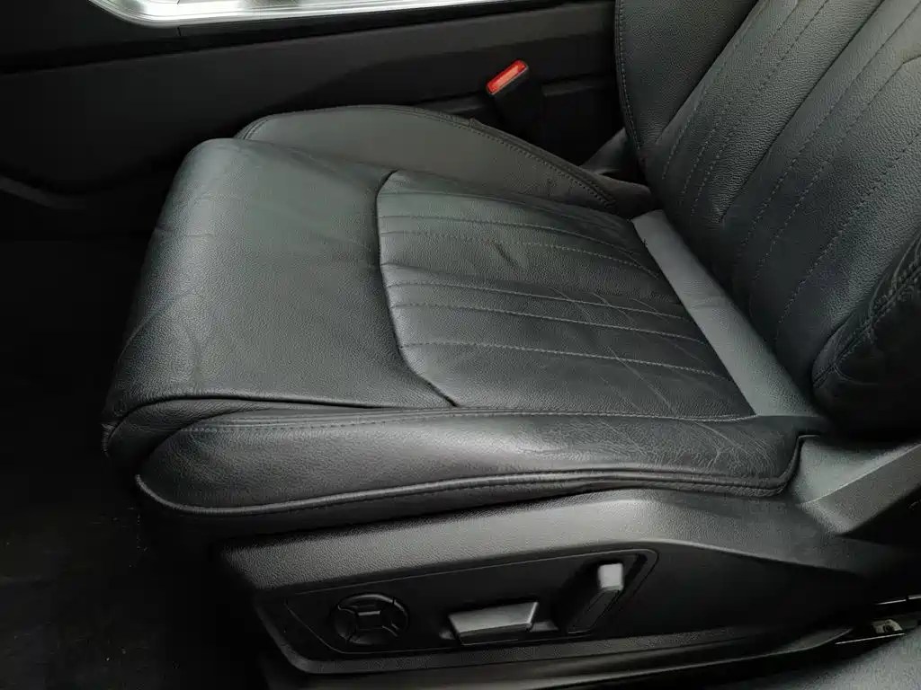 Audi A6L — миниатюра 20