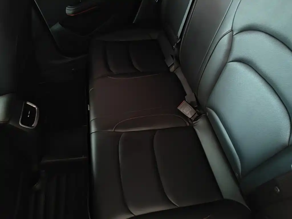 Chevrolet Monza — миниатюра 17