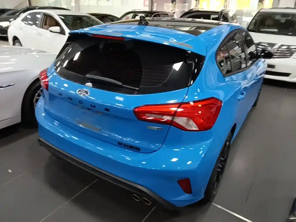 Ford Focus — миниатюра 7