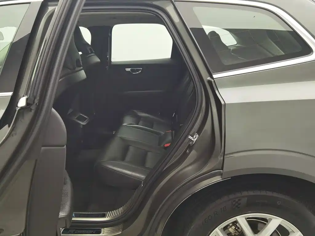 Volvo XC60 — миниатюра 15