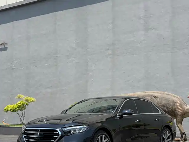Mercedes-Benz E-Class 2024 E 300 L — фото 1