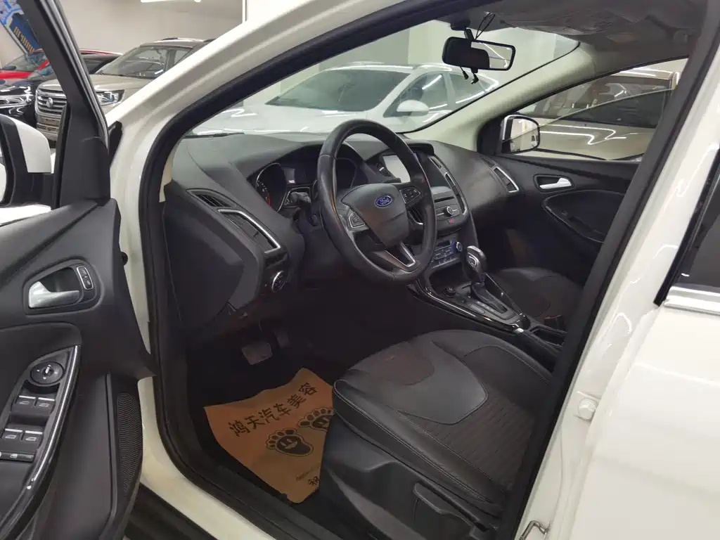 Ford Focus — миниатюра 5