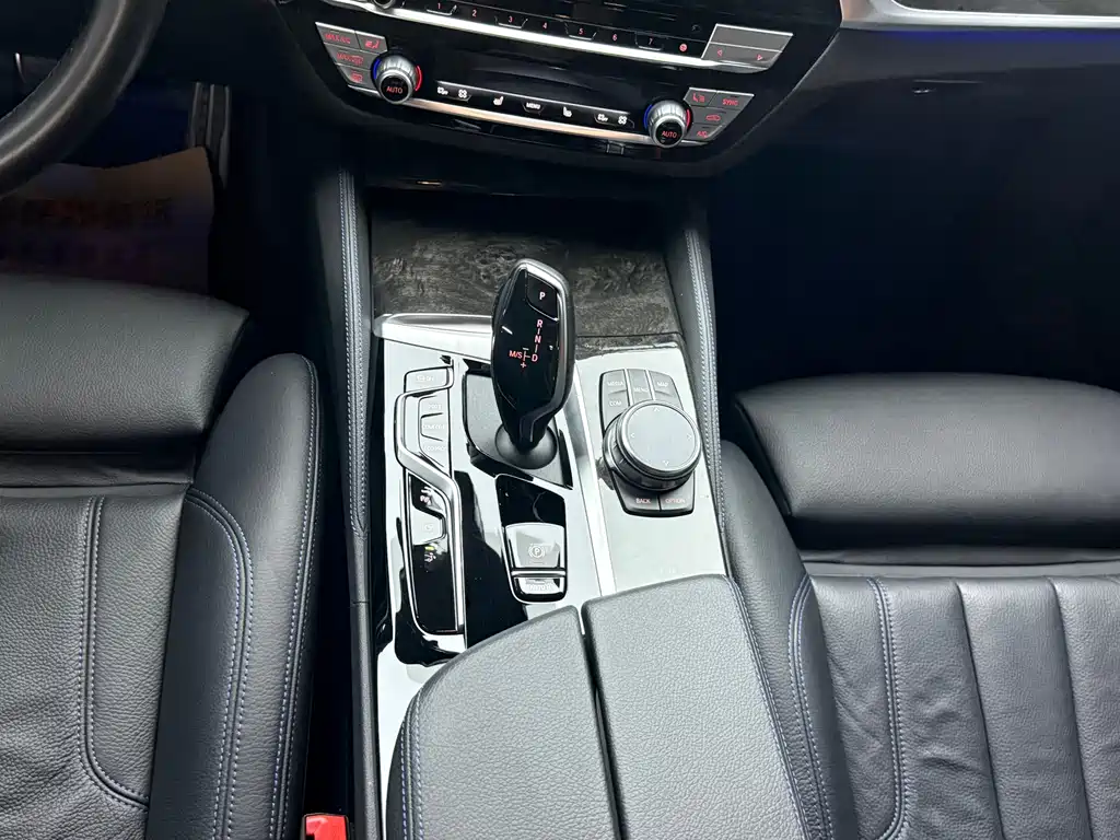 BMW 6 Series GT — миниатюра 12