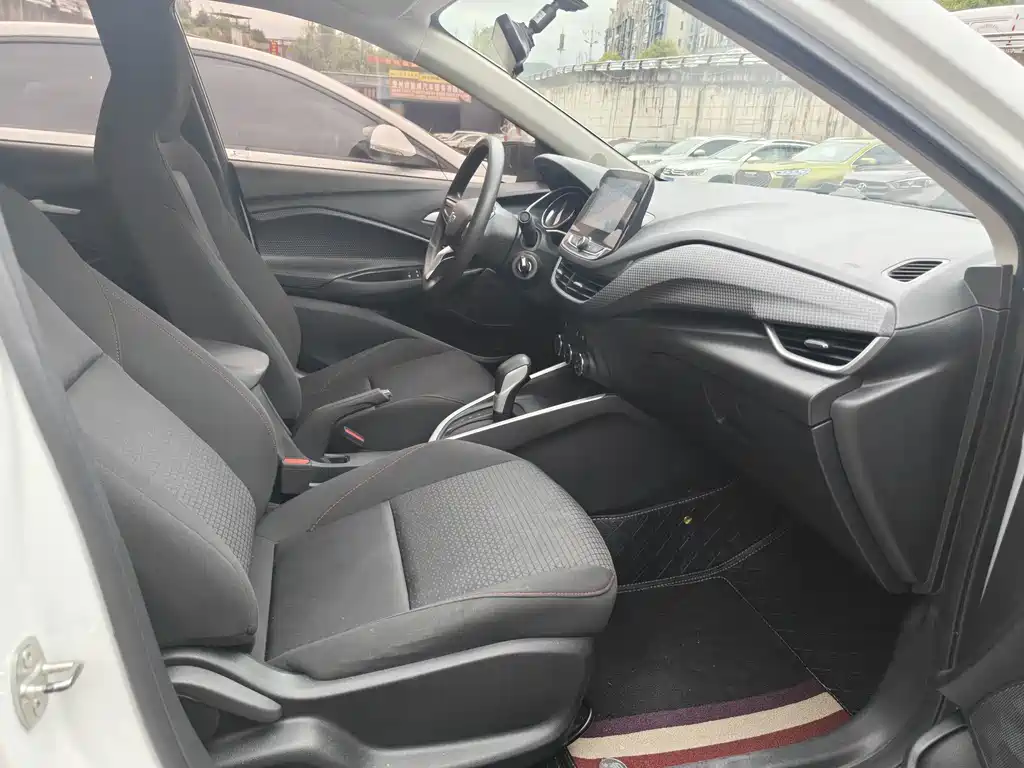 Chevrolet Cavalier — миниатюра 4