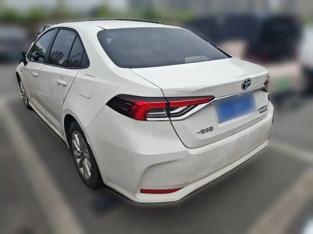 Toyota Corolla — миниатюра 7