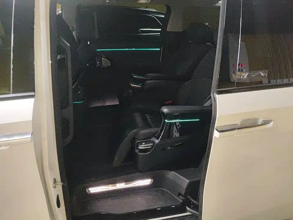 GAC Motor Trumpchi M8 — миниатюра 4