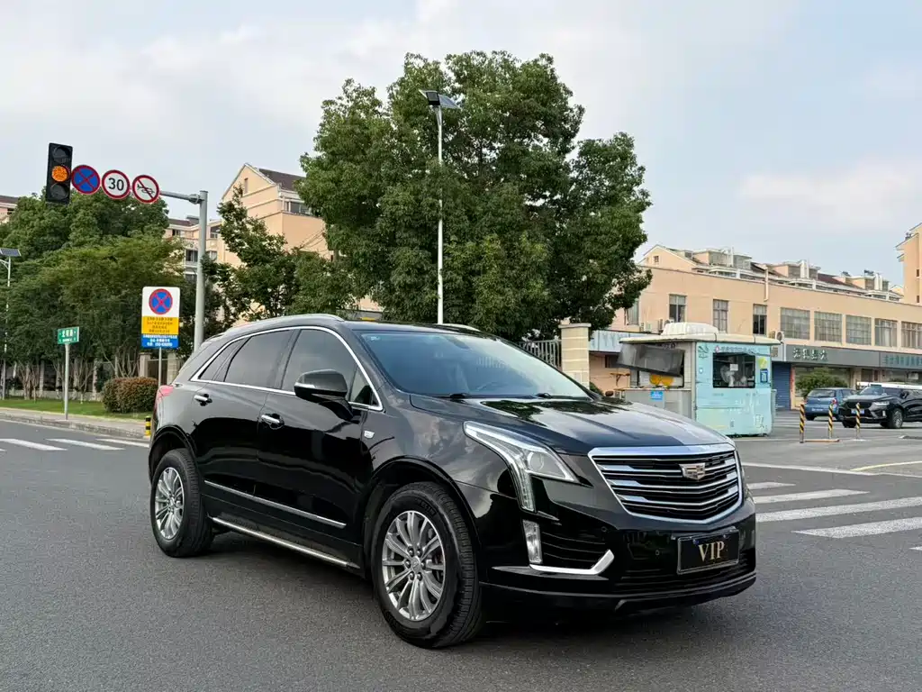 Cadillac XT5 — миниатюра 3
