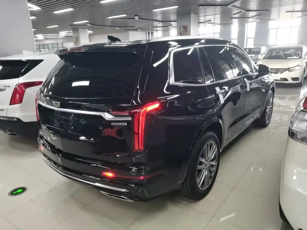 Cadillac XT6 — миниатюра 7