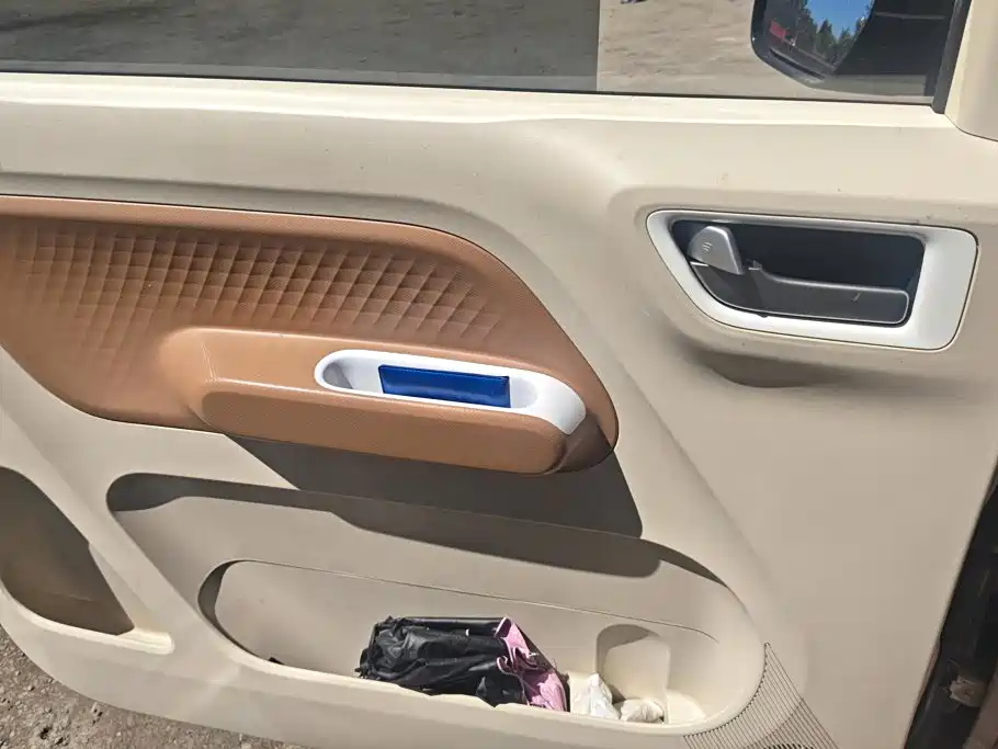 Wuling MINIEV — миниатюра 7