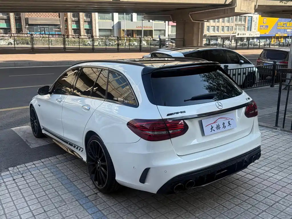 Mercedes-Benz C-Class AMG — миниатюра 6