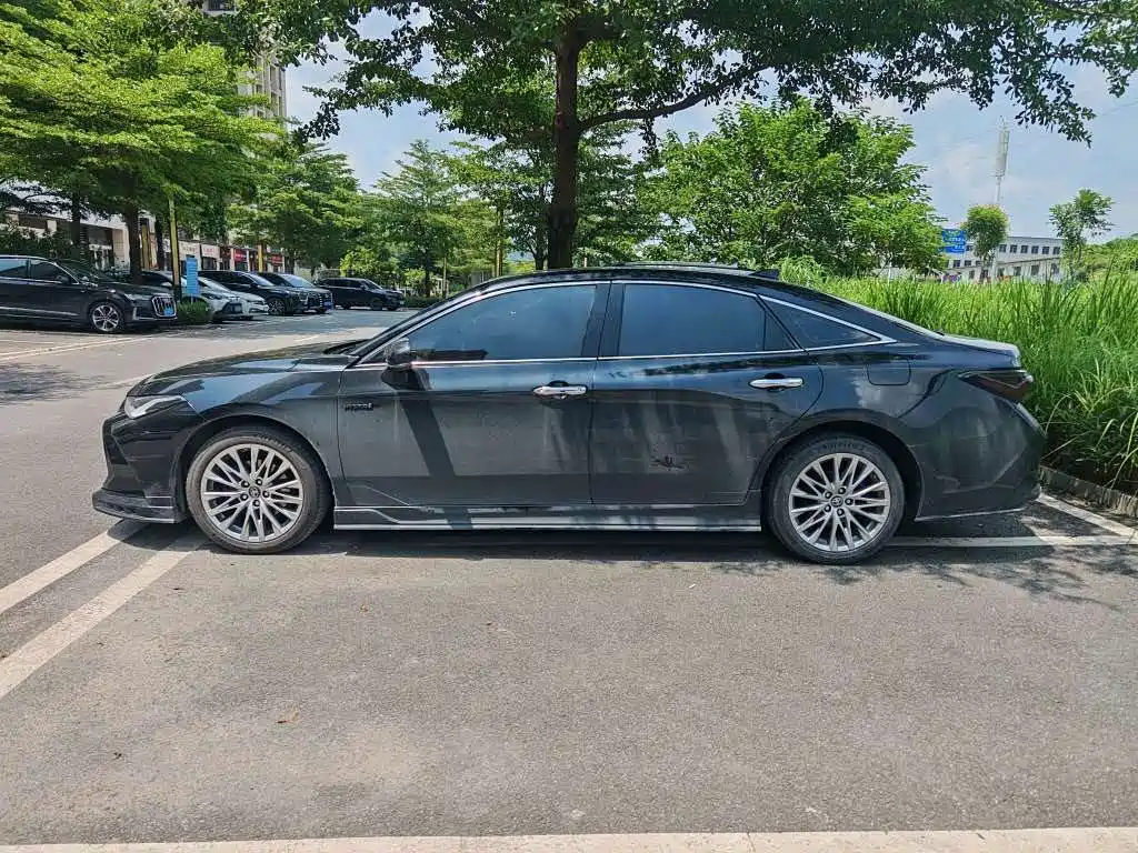 Toyota Avalon — миниатюра 3