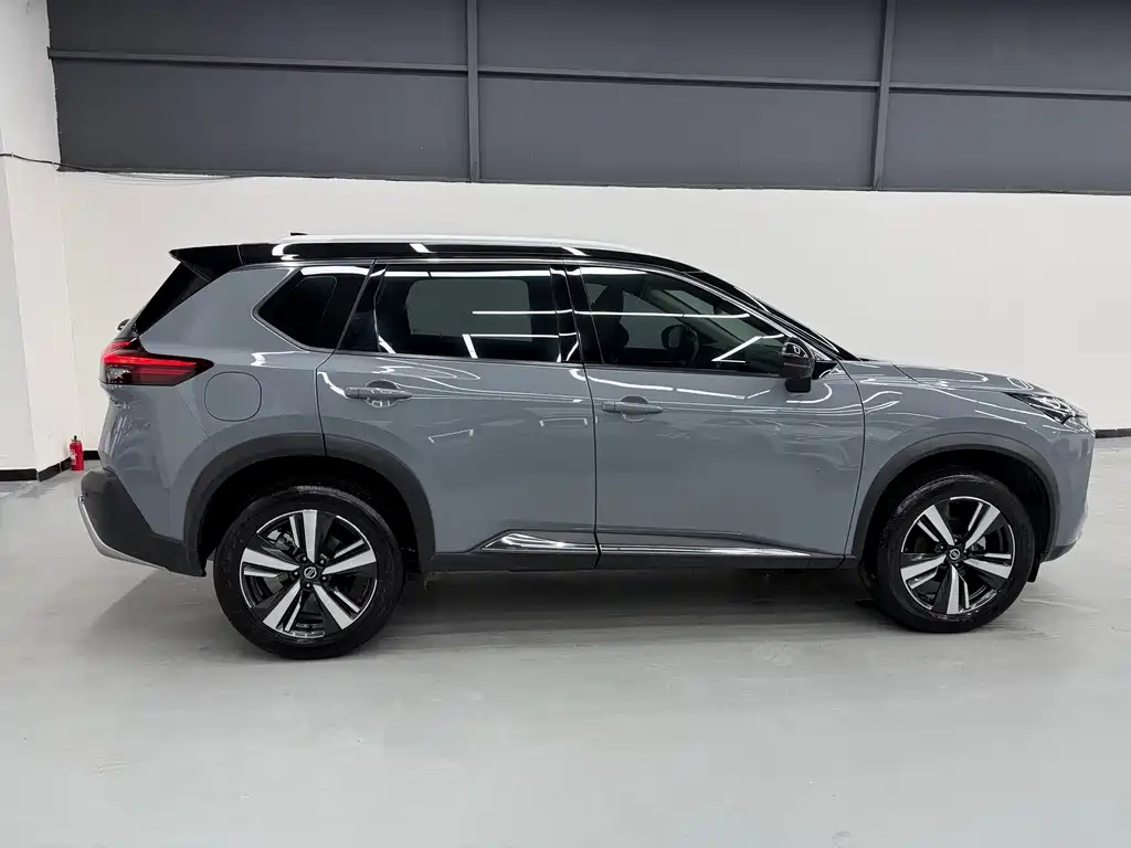 Nissan X-Trail — миниатюра 9