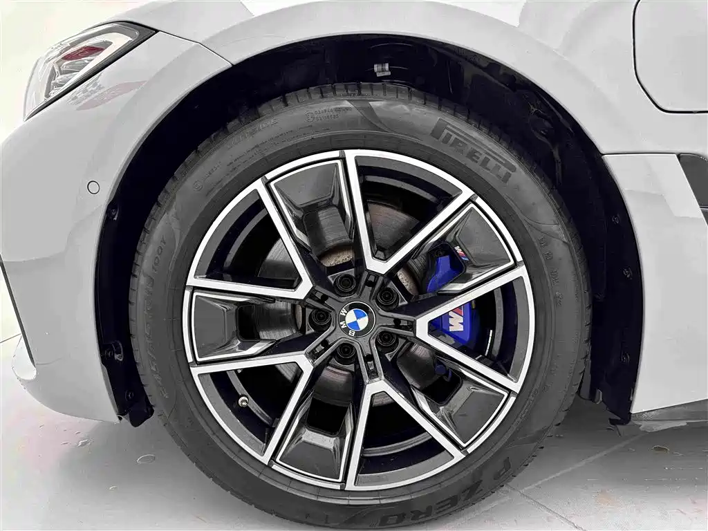 BMW i4 — миниатюра 28