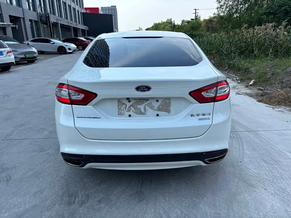 Ford Mondeo — миниатюра 4