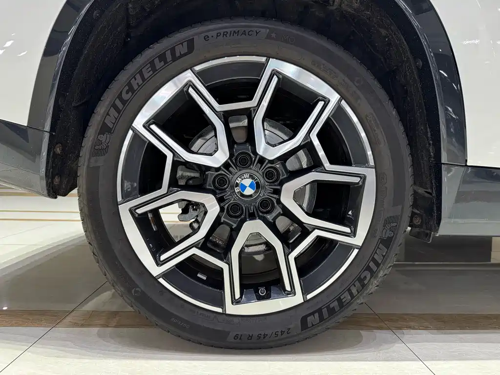 BMW X1 — миниатюра 11