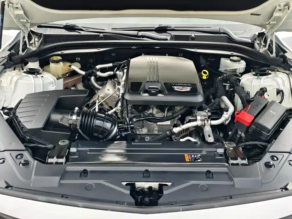 Cadillac CT5 — миниатюра 20
