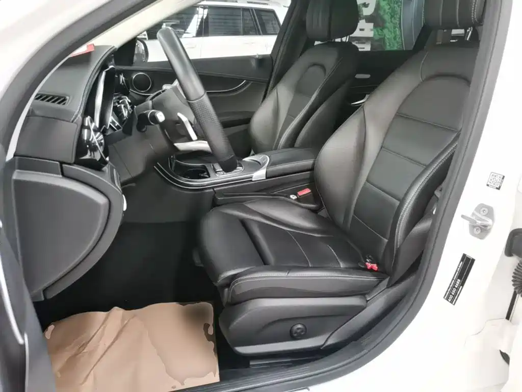 Mercedes-Benz C-Class — миниатюра 15