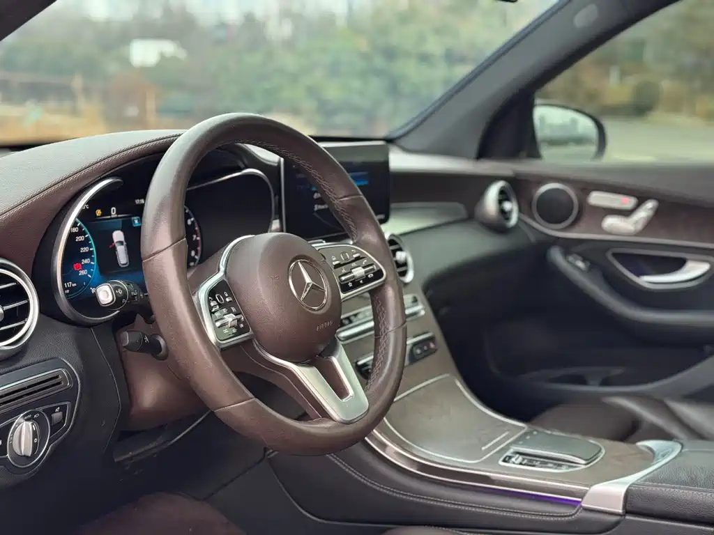 Mercedes-Benz GLC 2020 GLC 300 L 4MATIC