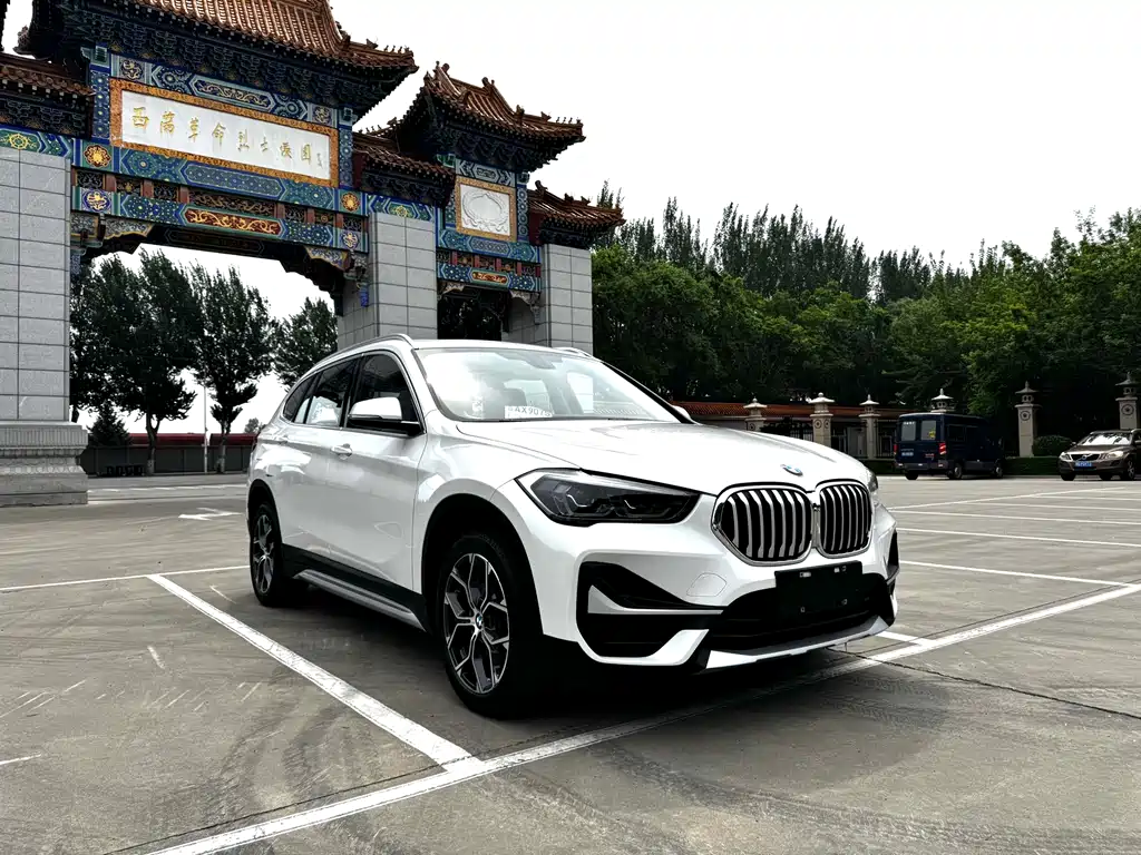 BMW X1 2022 sDrive20Li Premium