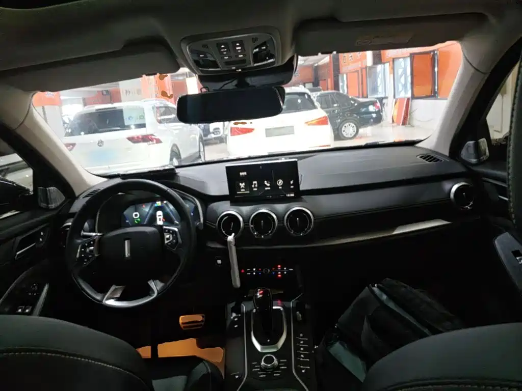 Wey Wey VV6 — миниатюра 10