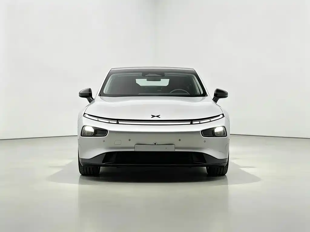 XPeng P7 — миниатюра 2