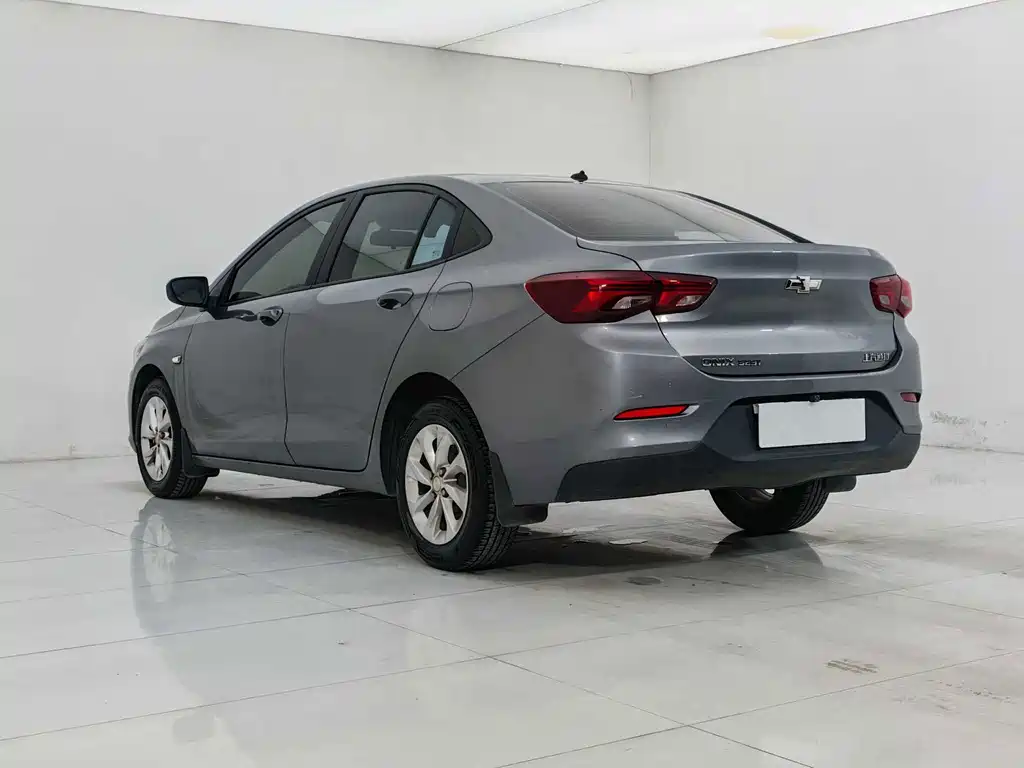 Chevrolet Cavalier — миниатюра 5