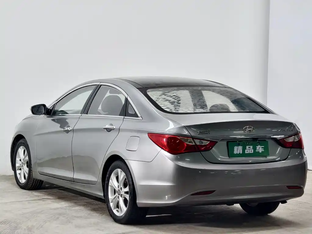 Hyundai Sonata — миниатюра 6