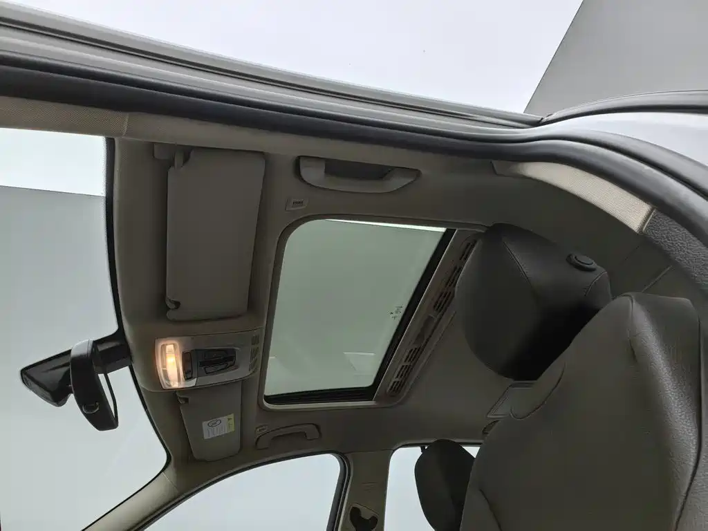 BMW 3 Series — миниатюра 14