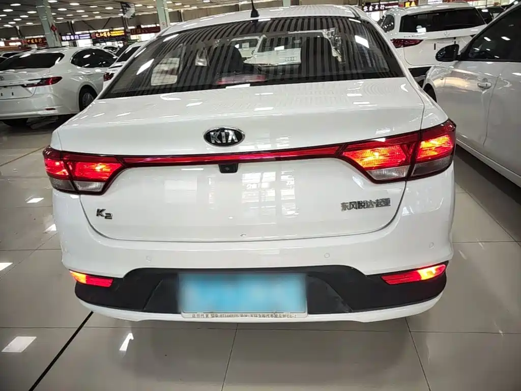 Kia K2 — миниатюра 6