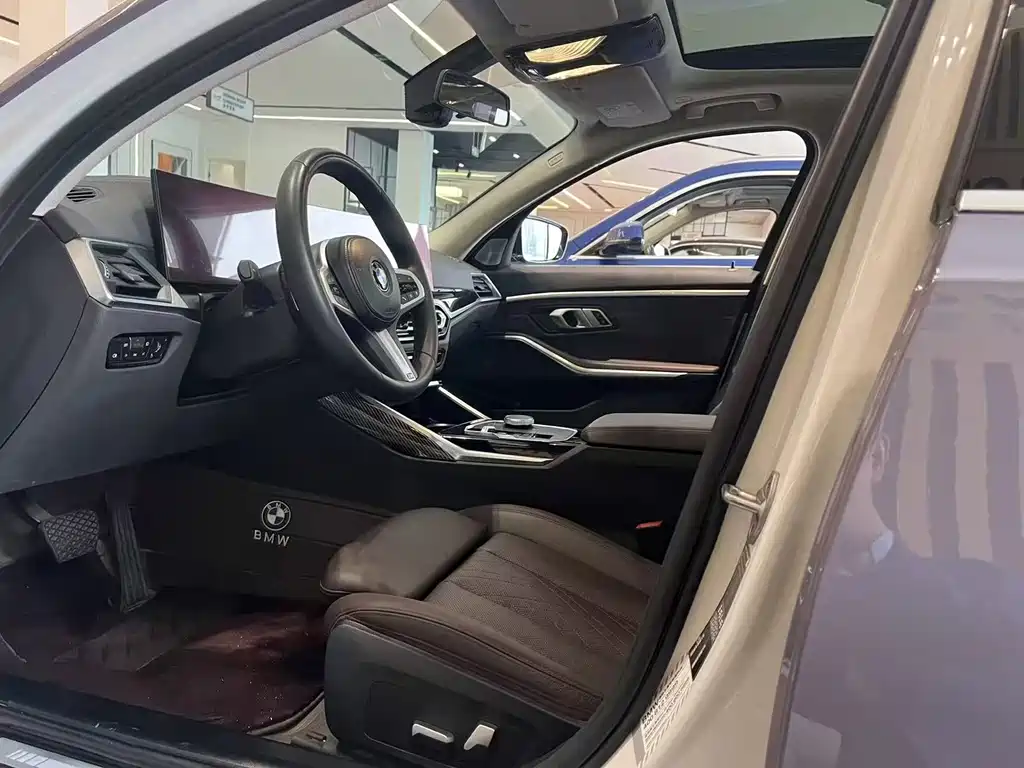 BMW 3 Series — миниатюра 4