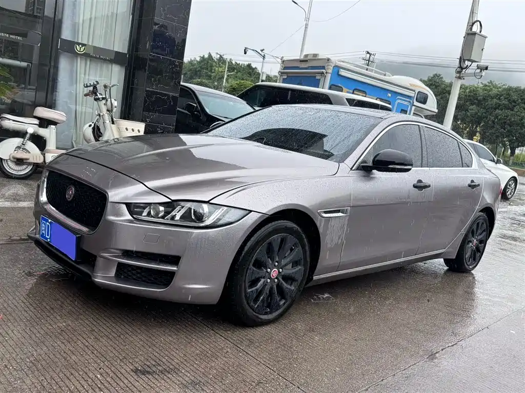 Jaguar XEL 2019