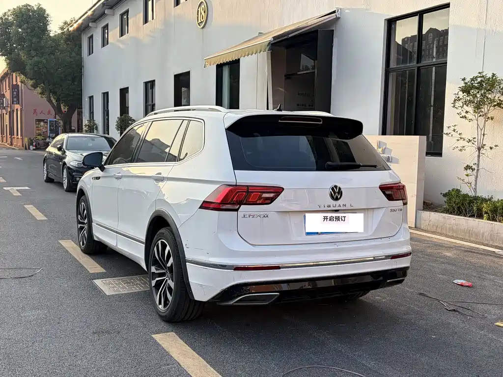 Volkswagen Tiguan L — миниатюра 9