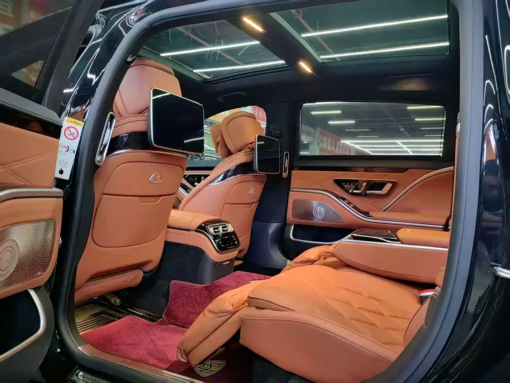 Mercedes-Benz S-Class — миниатюра 12