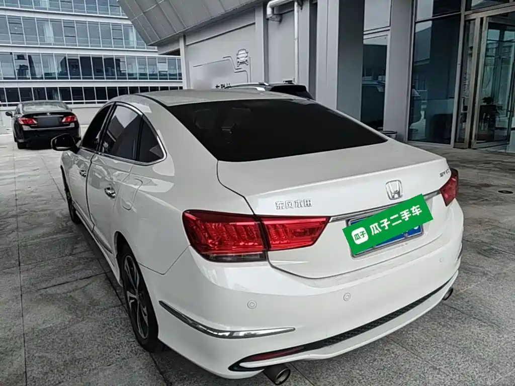 Honda Spirior — миниатюра 5