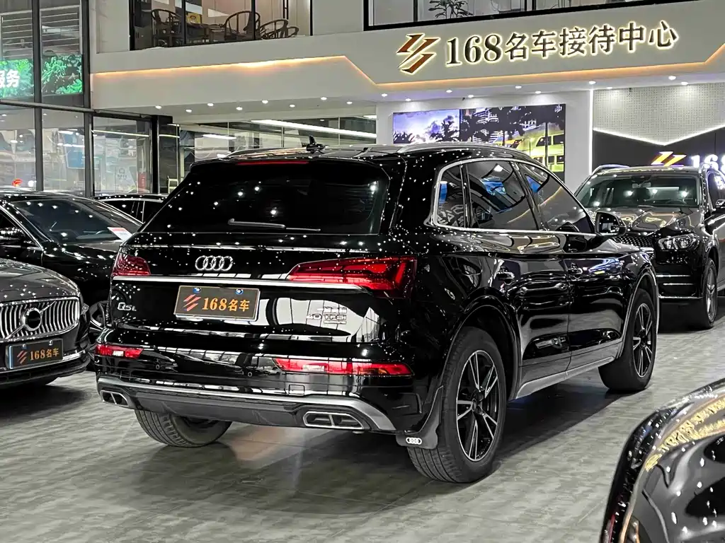Audi Q5L 2024 40 TFSI Fashion